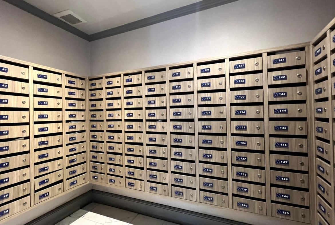 ตู้จดหมาย คอนโด Newera เอกมัย-รามอินทรา