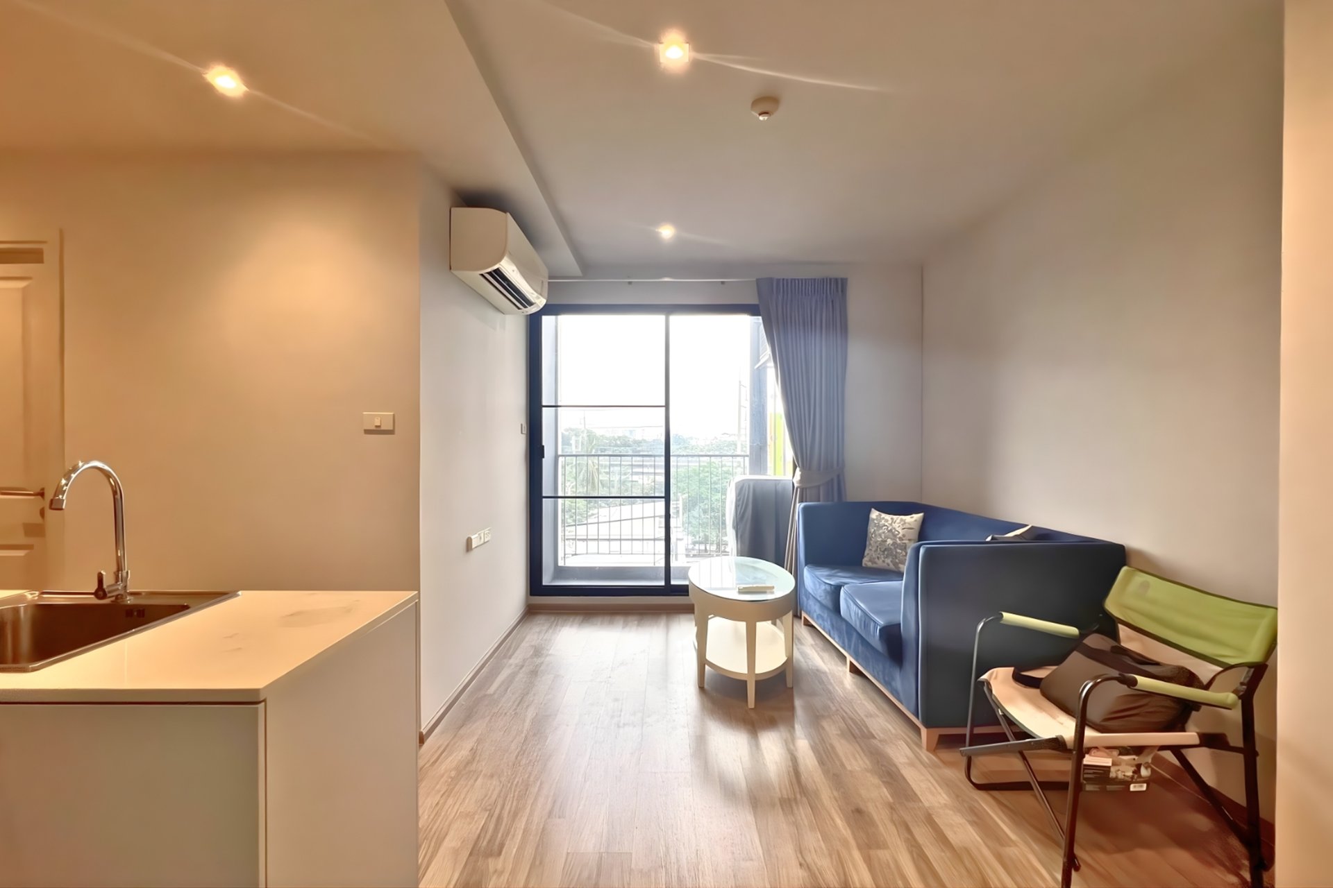 ห้องมุม 2 ห้องนอน Newera เอกมัย-รามอินทรา