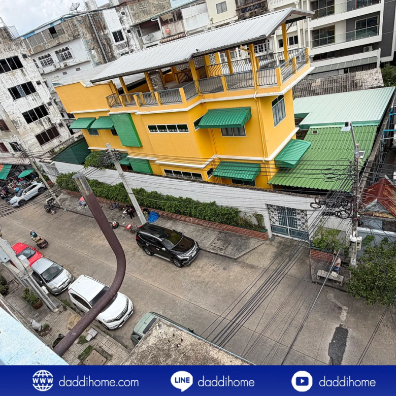 ขายอาคารพาณิชย์ 3 ชั้นครึ่ง หลังมุม เขตพระนคร ใกล้ถนนบุญศิริ